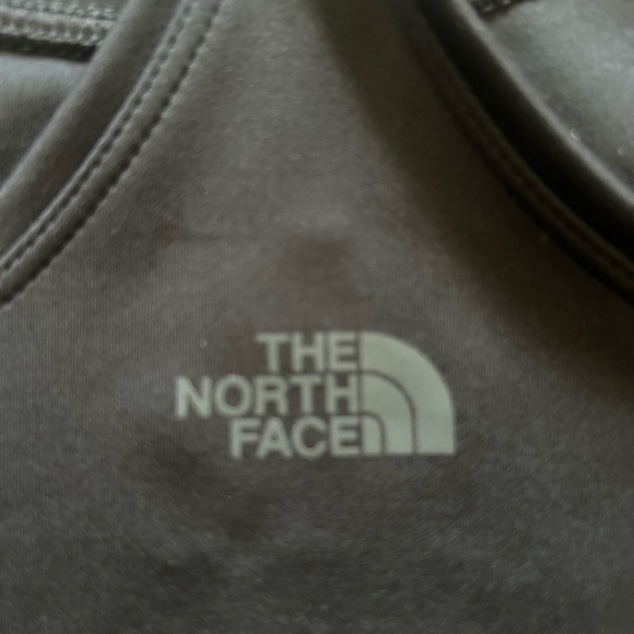 NWT The North Face Black Active Ribbed Stretch Racerback Tank L Yoga Running Gym - Picture 8 of 9